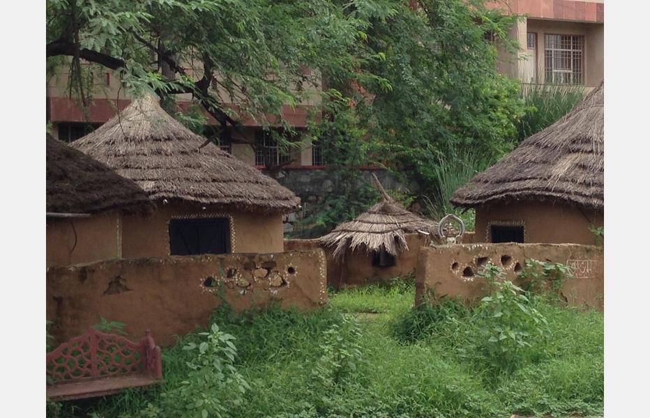 D Source Design Gallery On Rajasthani Mud Huts Huts Made Of Mud