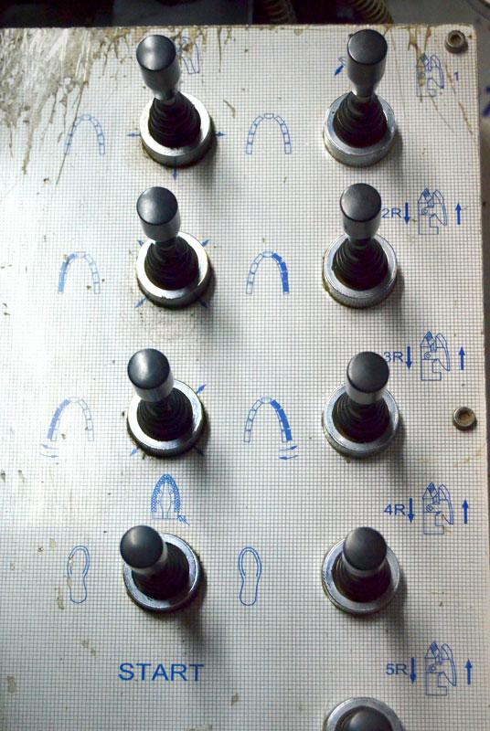 col-sm-4