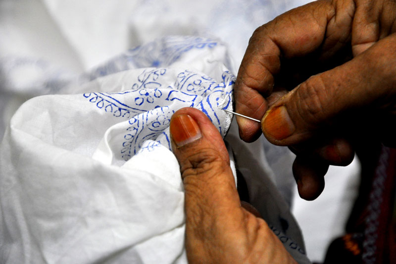 chikankari embroidery process