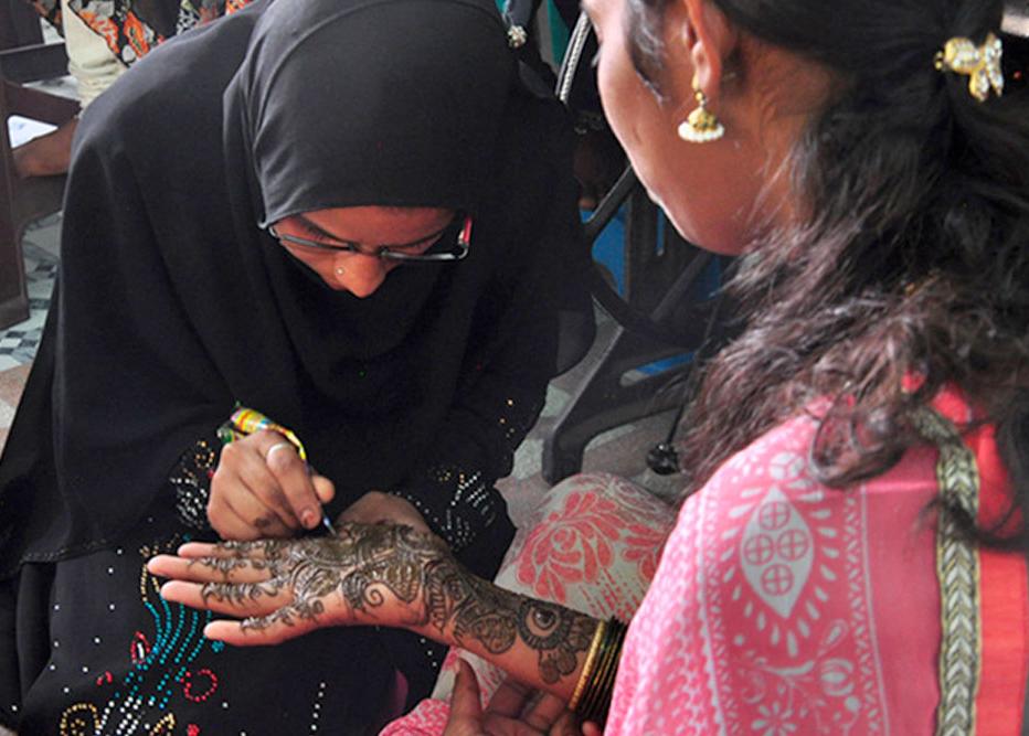 Different types of henna art | Mehndi designs for hands, Latest mehndi  designs, Back hand mehndi designs